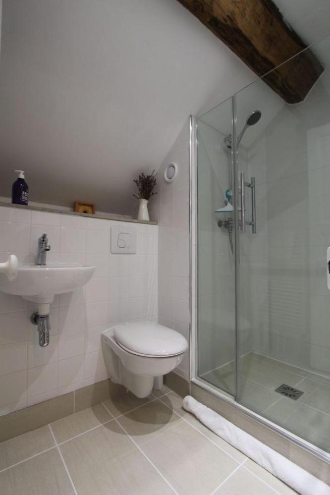 Le Prieure De Buffon Bed & Breakfast Room photo