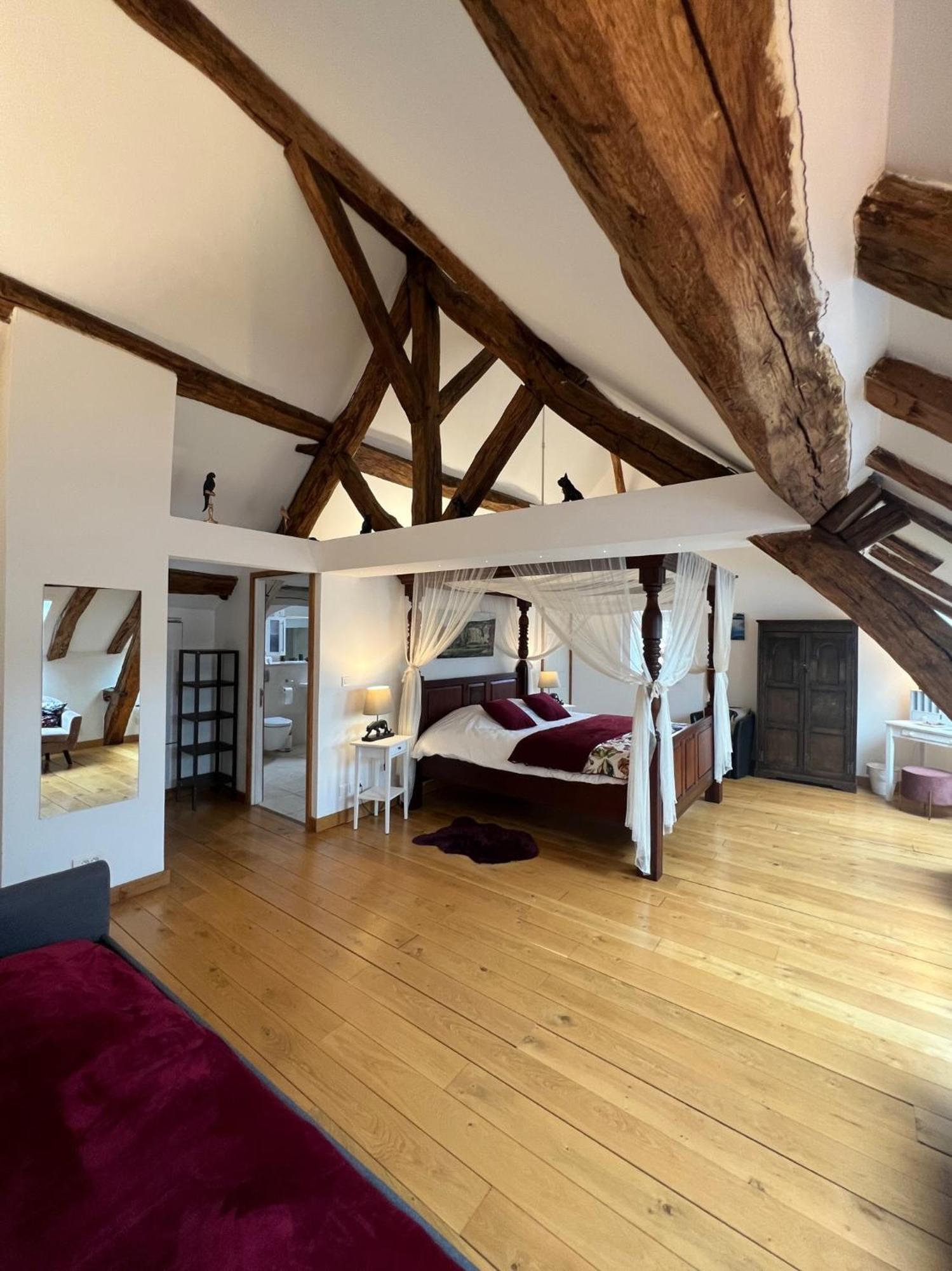 Le Prieure De Buffon Bed & Breakfast Room photo