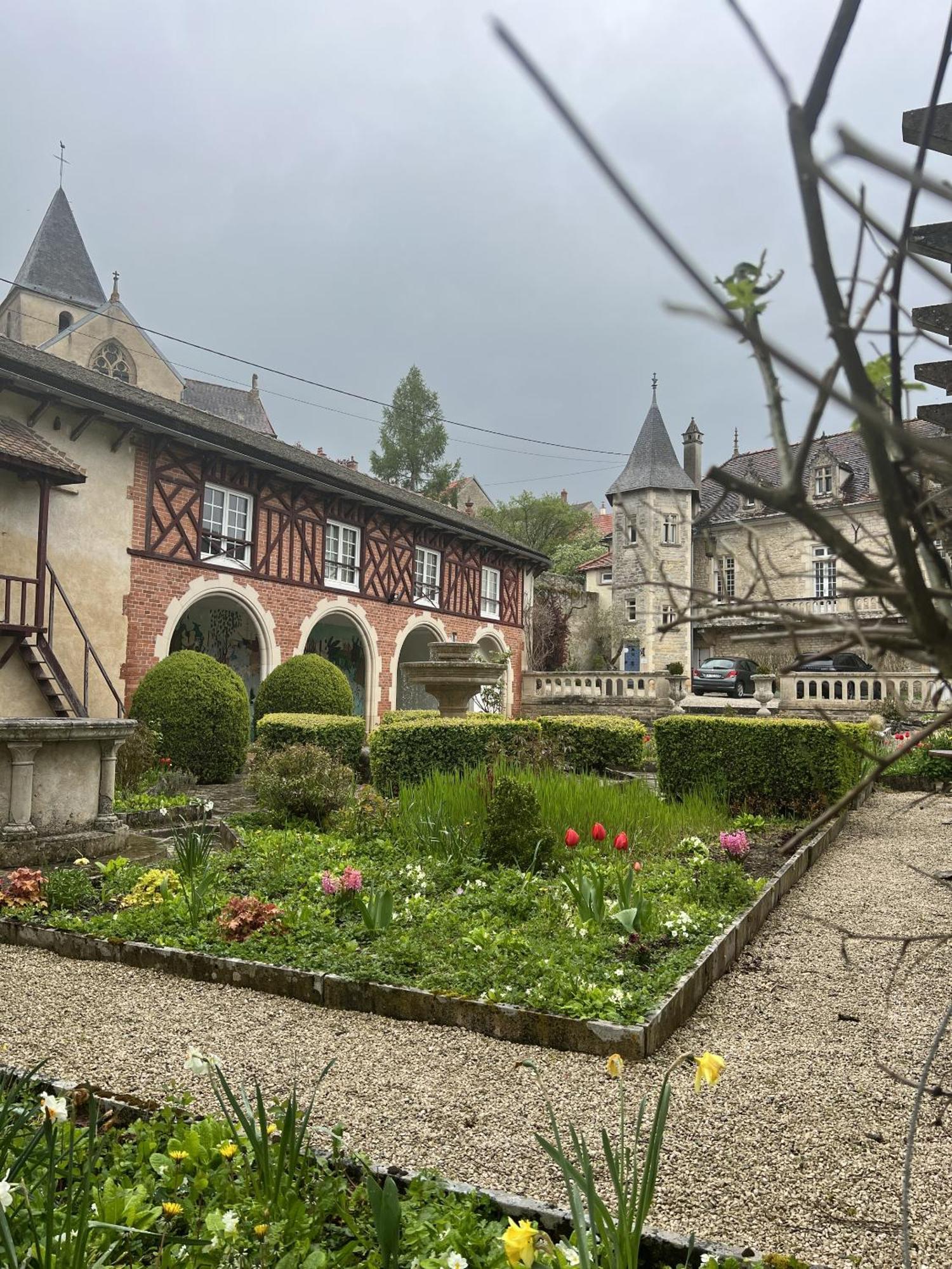Le Prieure De Buffon Bed & Breakfast Room photo